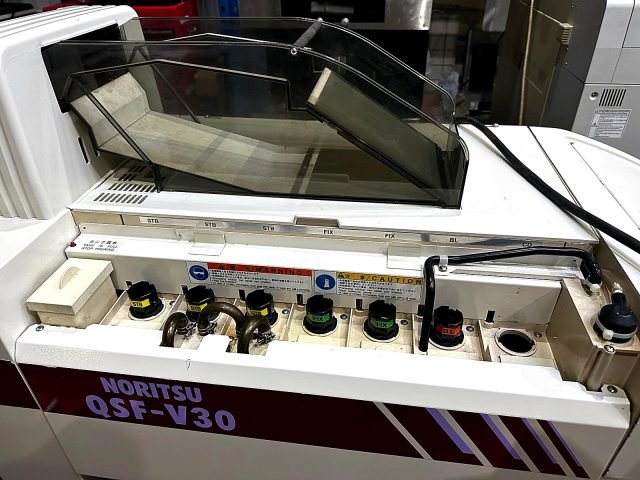Noritsu QSF V30 Film Processor photo 4